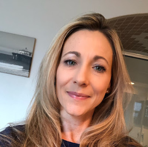 Meet your Posher, Cynthia - Picture 1 of 1